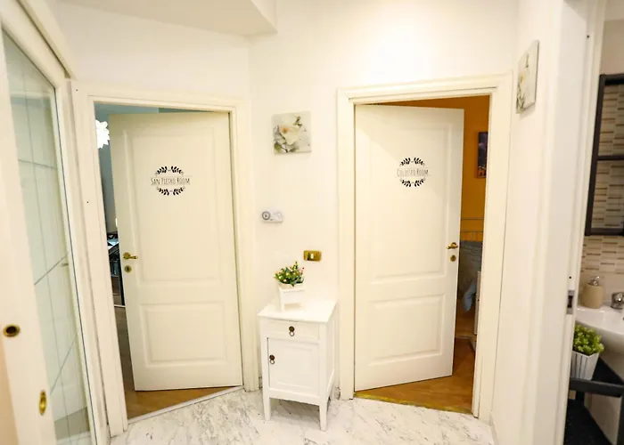 Domus Antica Trastevere 4*
